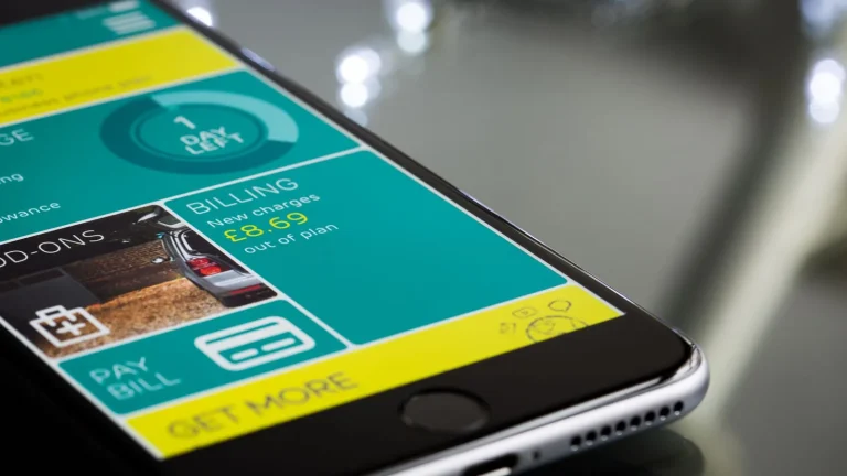 Aplicación móvil y tecnología digital para la gestión de servicios