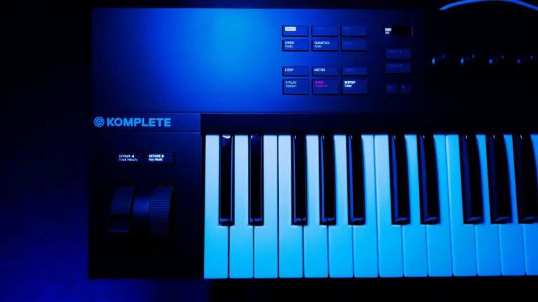 Tecnología y equipo de producción musical