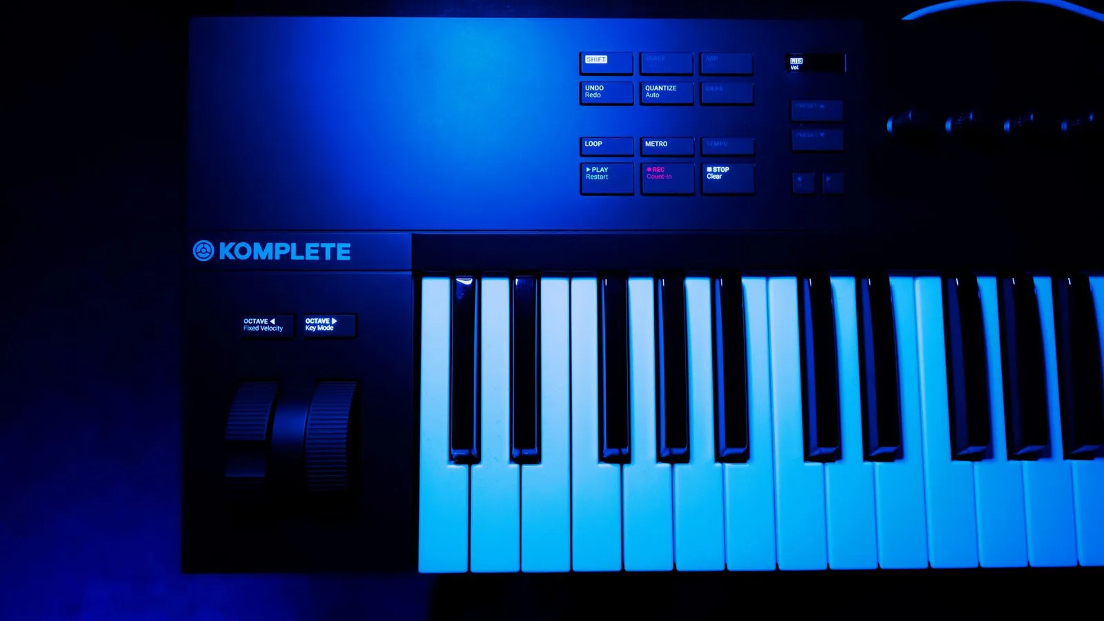 Tecnología y equipo de producción musical