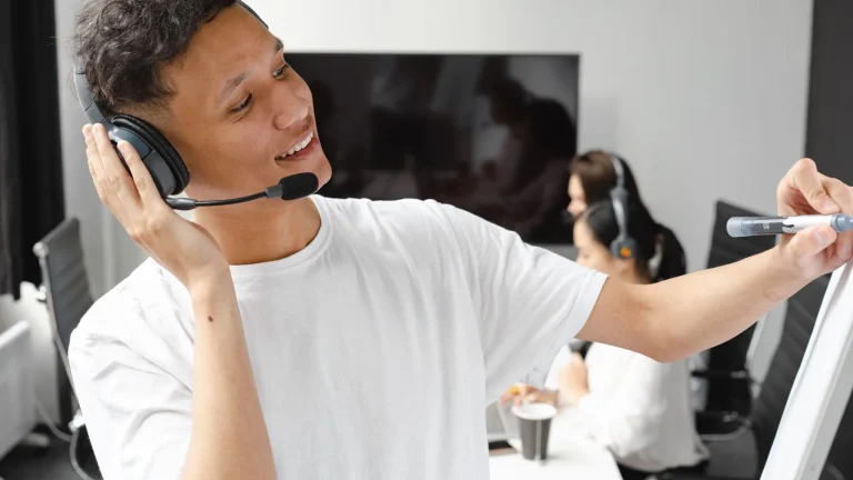 Aprendizaje de idiomas mediante conversación y tecnología de voz
