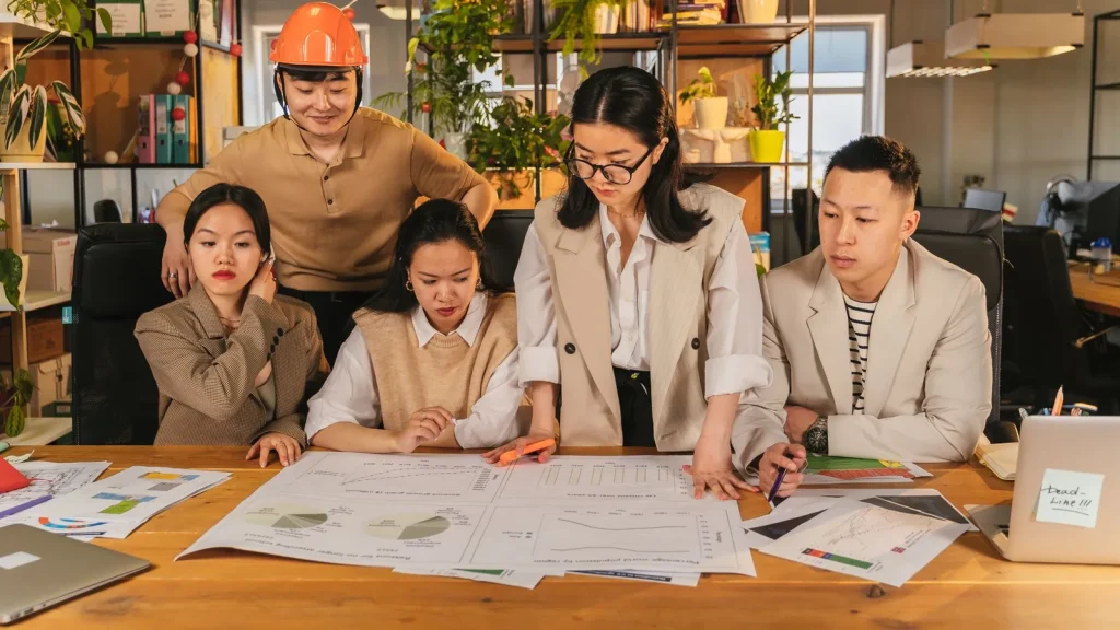 Startups y empresas colaborando dentro del ecosistema gallego de innovación