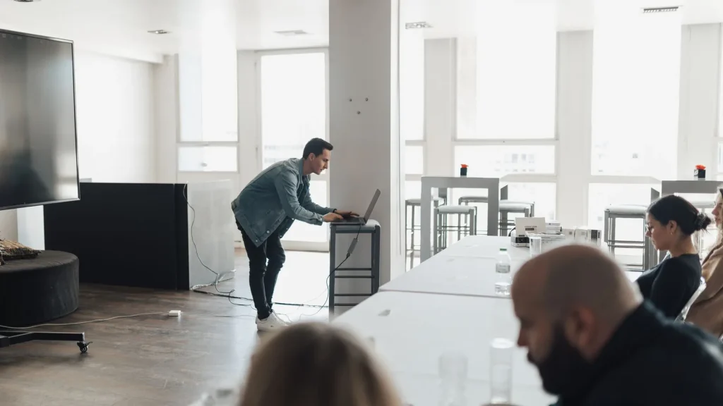 Formación corporativa interactiva en una empresa