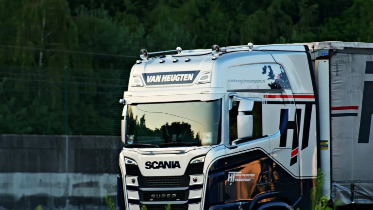 Transporte de mercancías por carretera y logística digital