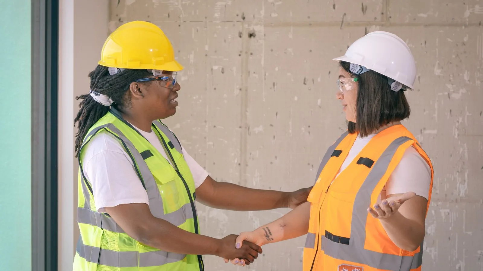 Cumplimiento y trabajadores externos para CoComply