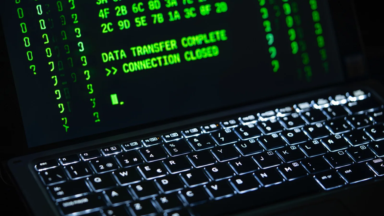 Código y ciberseguridad empresarial para Pluto Security