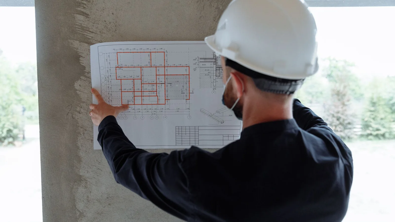 Ingeniería y planos de construcción para la noticia sobre Solvera