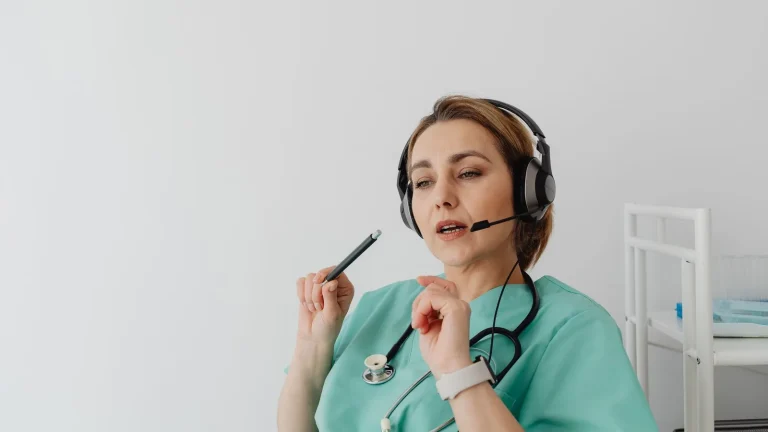 Asistente médico por voz para Vocca